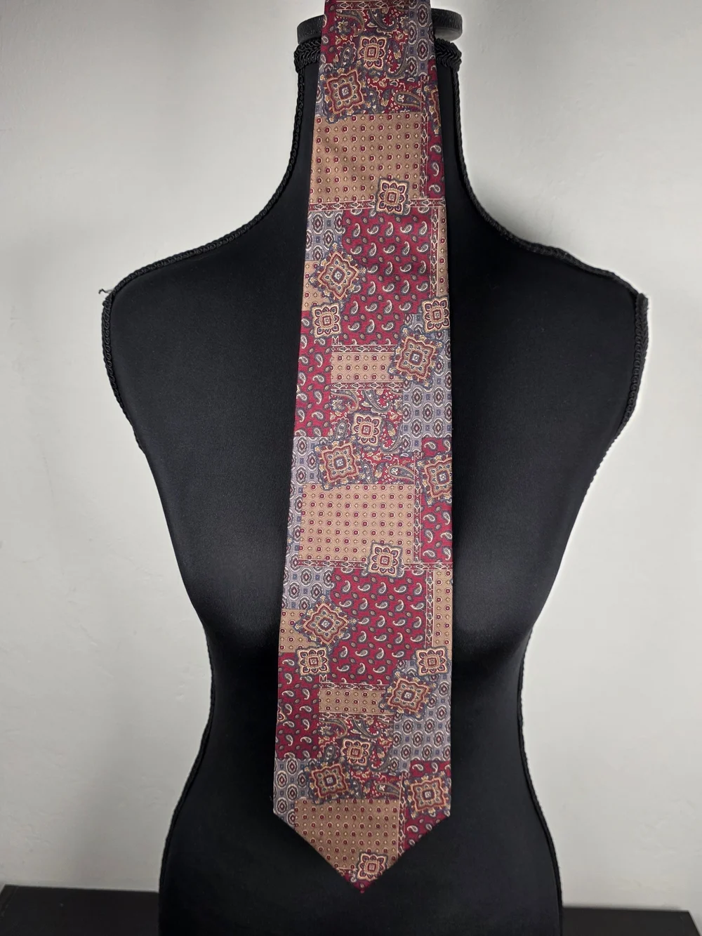 Vintage 90s Bill Blass 100% Silk Patchwork Paisley Tie